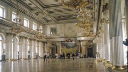 Георгиевский зал Эрмитажа. Архивное фото